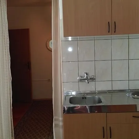 Apartment Ana *