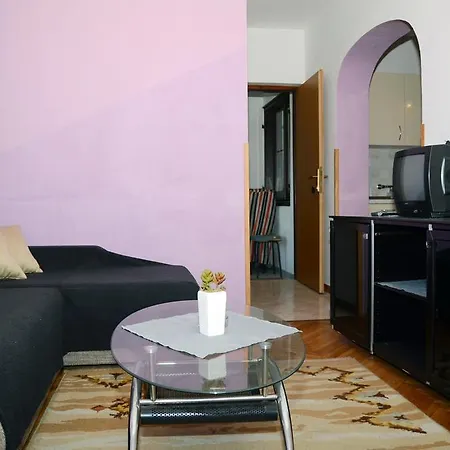 Apartment Ana