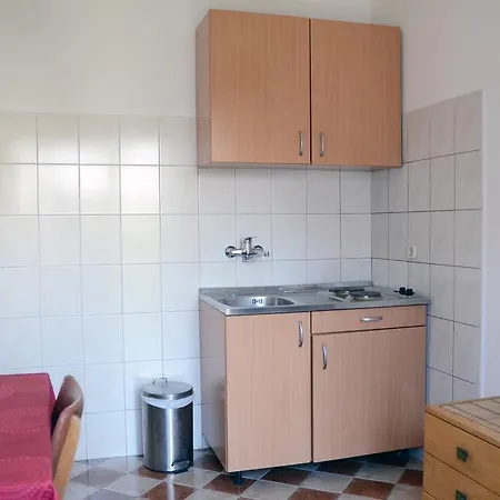 Apartment Ana *